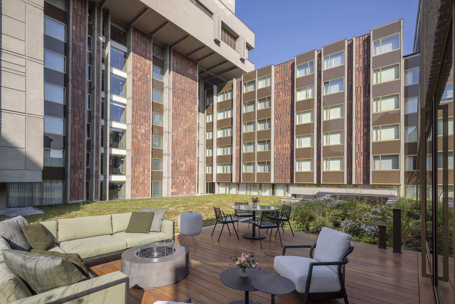 C-Suite-II-Terrace